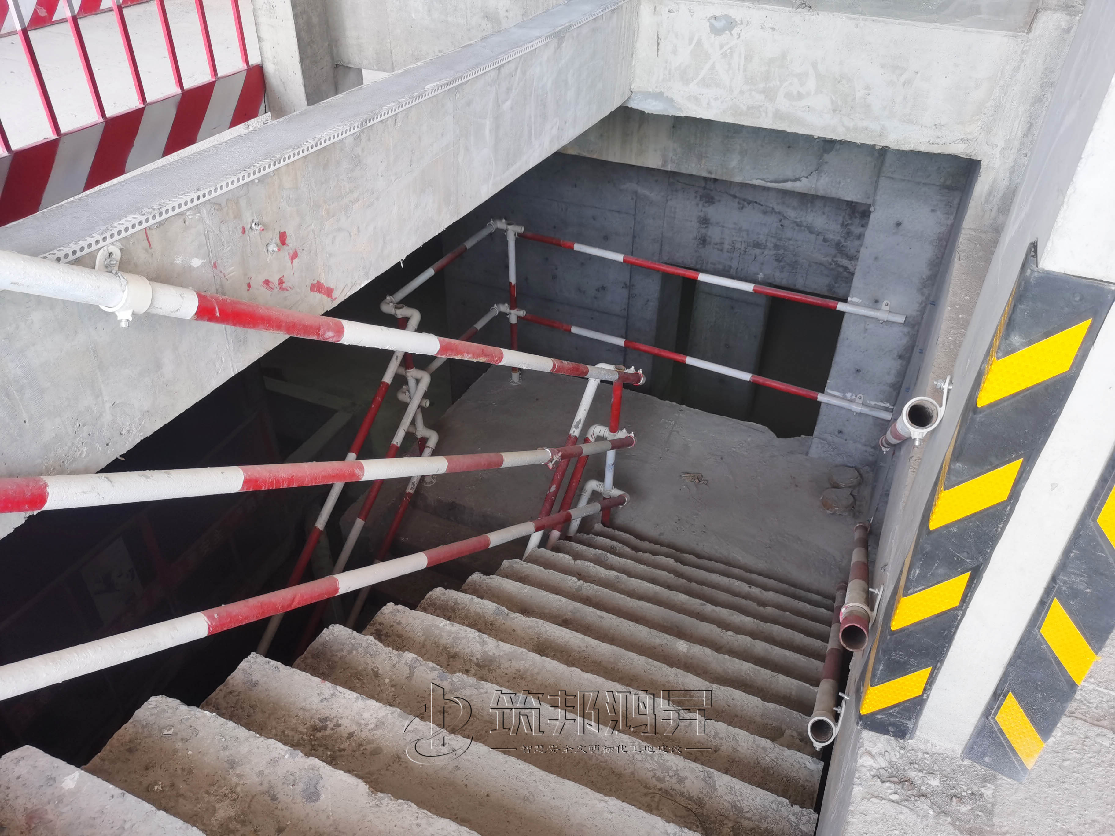 樓梯口護(hù)欄 樓梯口護(hù)欄