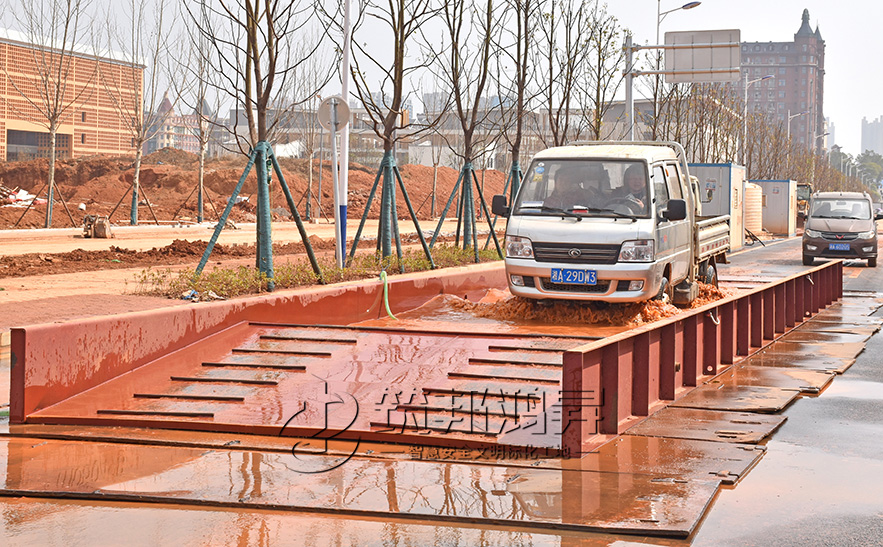 免基礎(chǔ)移動洗車槽工地現(xiàn)場圖 免基礎(chǔ)移動洗車槽工地現(xiàn)場圖