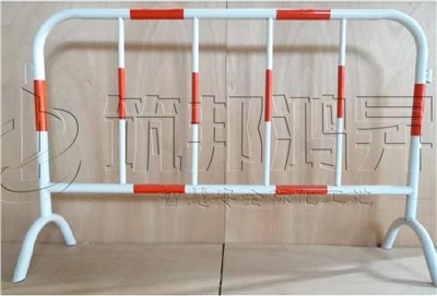 鐵馬護(hù)欄 鐵馬護(hù)欄